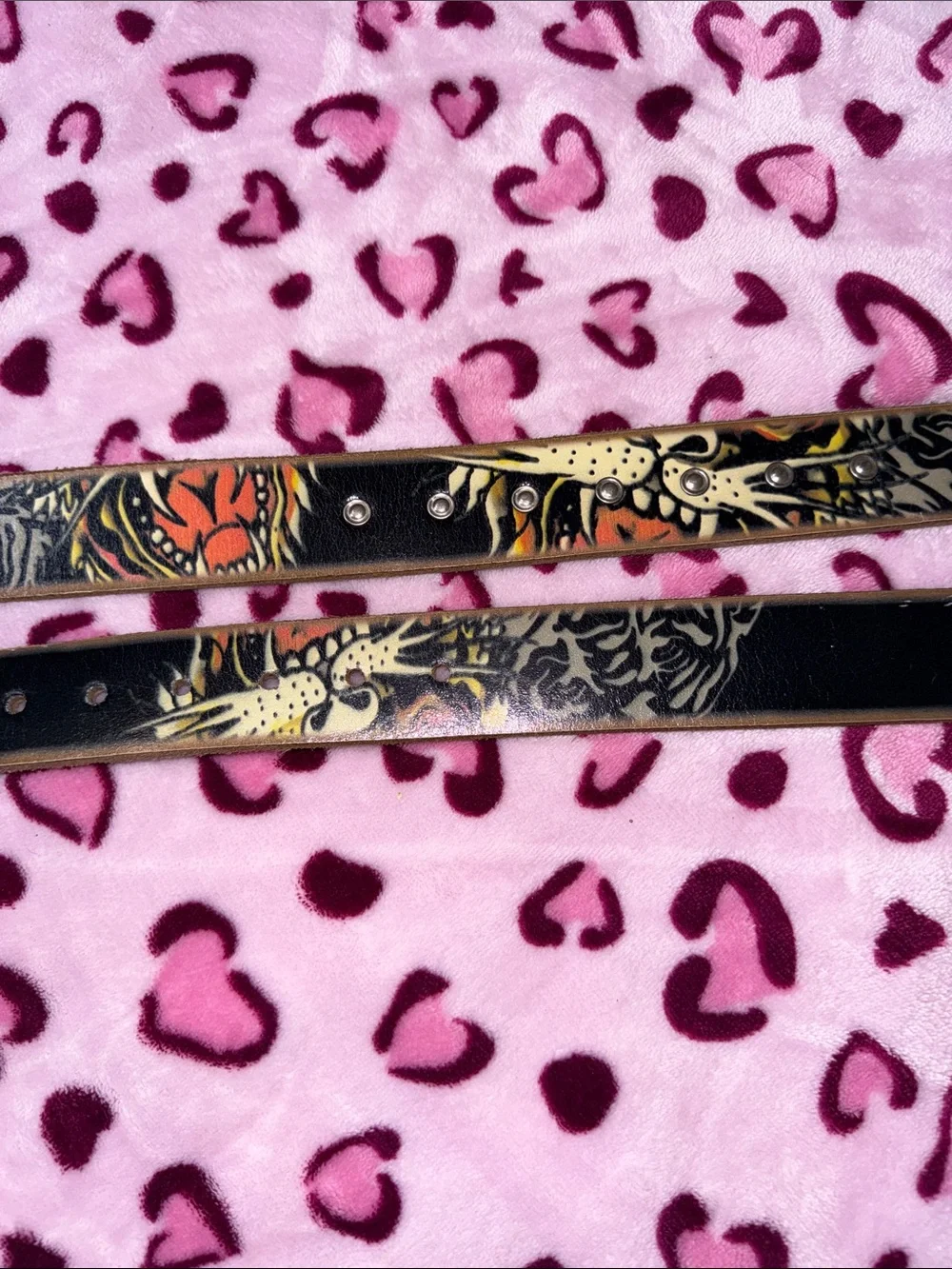 Ed Hardy Men’s Black and Red Graphic Leather Belt XL